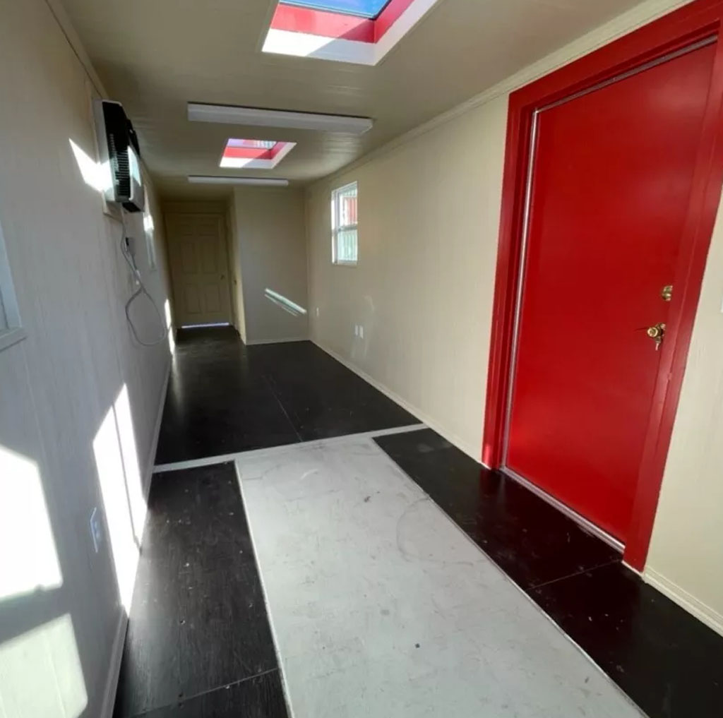 40FT Modified Shipping Container Office – 800 Sq Ft, Red, w/ Bathroom & Storage - Image 4