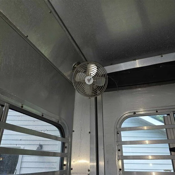 2000 C&C 2 horse GN - Image 6