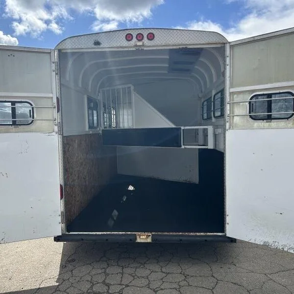 2000 Morgan Built 3 Horse Bumper Pull Horse Trailer - Image 7