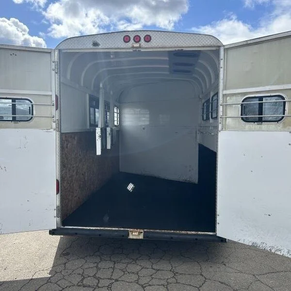 2000 Morgan Built 3 Horse Bumper Pull Horse Trailer - Image 5
