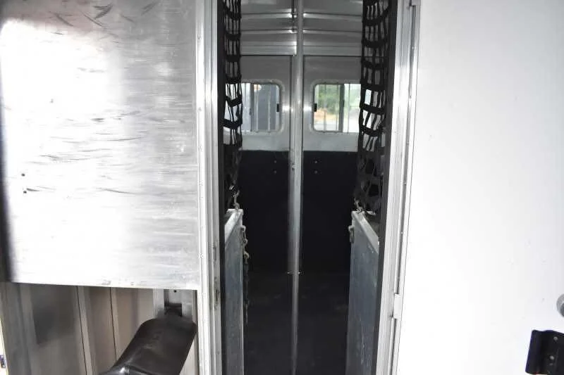 2003 Featherlite 2HST 2 Horse Trailer - Image 7