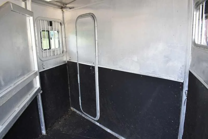 2002 Exiss SS20 2 Horse Trailer - Image 9