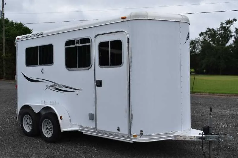 2003 Featherlite 2HST 2 Horse Trailer - Image 2