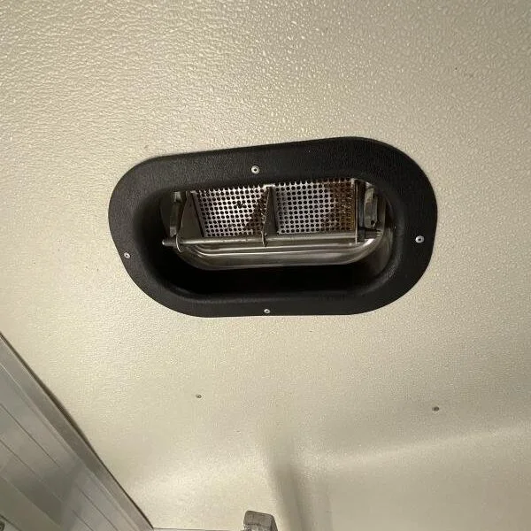 2005 Jamco 4 Horse Gooseneck Trailer - Image 2