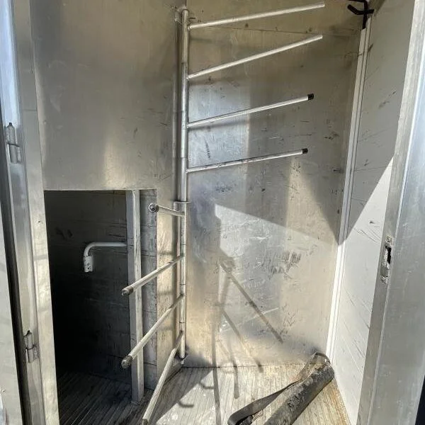 2005 Jamco 4 Horse Gooseneck Trailer - Image 12